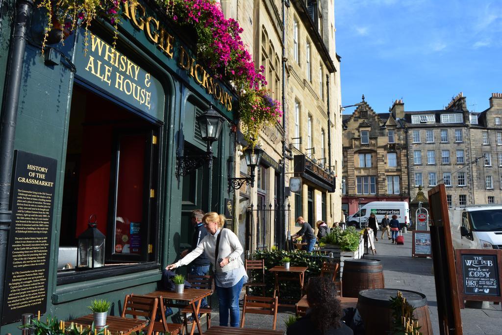 Royal Mile Elegance - Space & Luxury Leilighet Edinburgh Eksteriør bilde