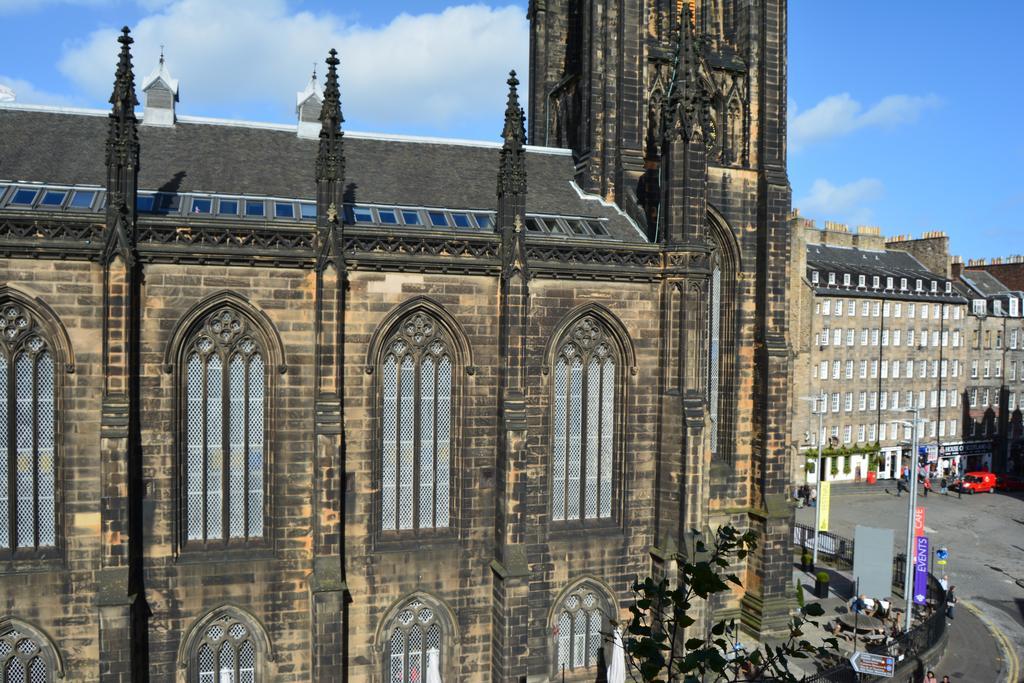 Royal Mile Elegance - Space & Luxury Leilighet Edinburgh Eksteriør bilde